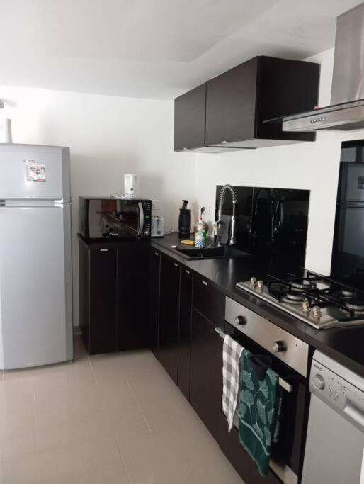 Appartement Cosy Avec Jardin Vaux-Sur-Seine Exterior foto